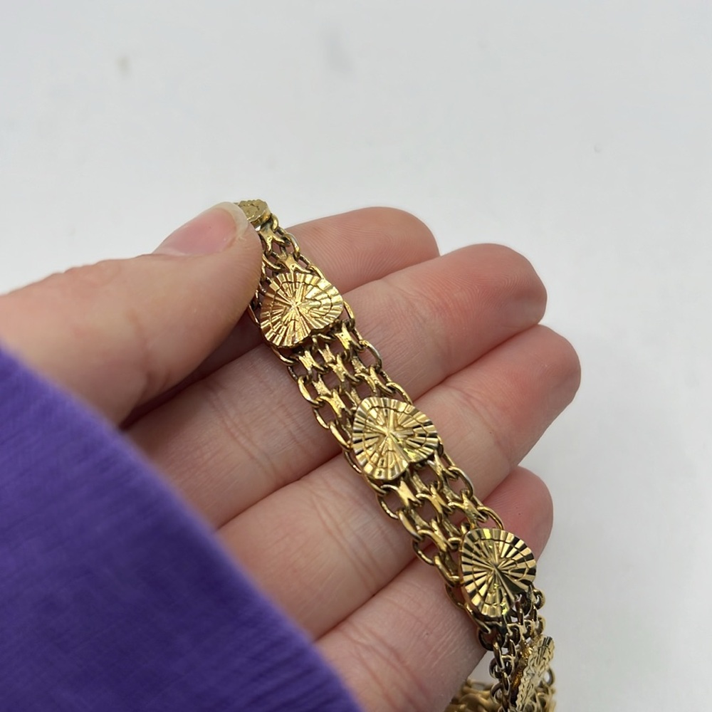 Vintage Gold Tone Heart Love Chain Bracelet Bangle Jewelry Boho MCM - Picture 8 of 10